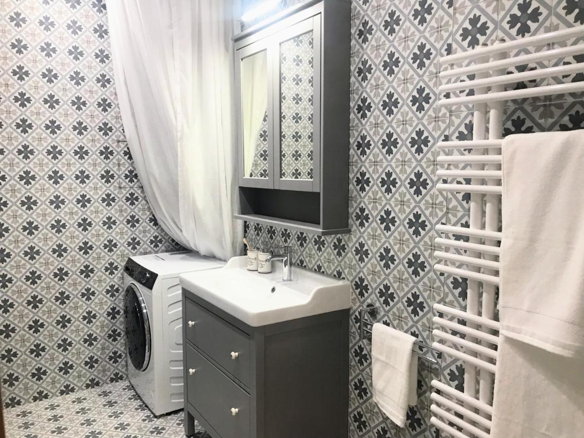 Attic Apartment On Waterfront / View / Netflix Praga Zewnętrze zdjęcie