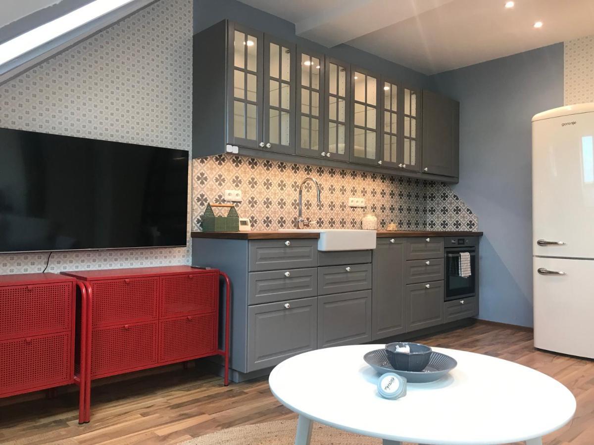 Attic Apartment On Waterfront / View / Netflix Praga Zewnętrze zdjęcie