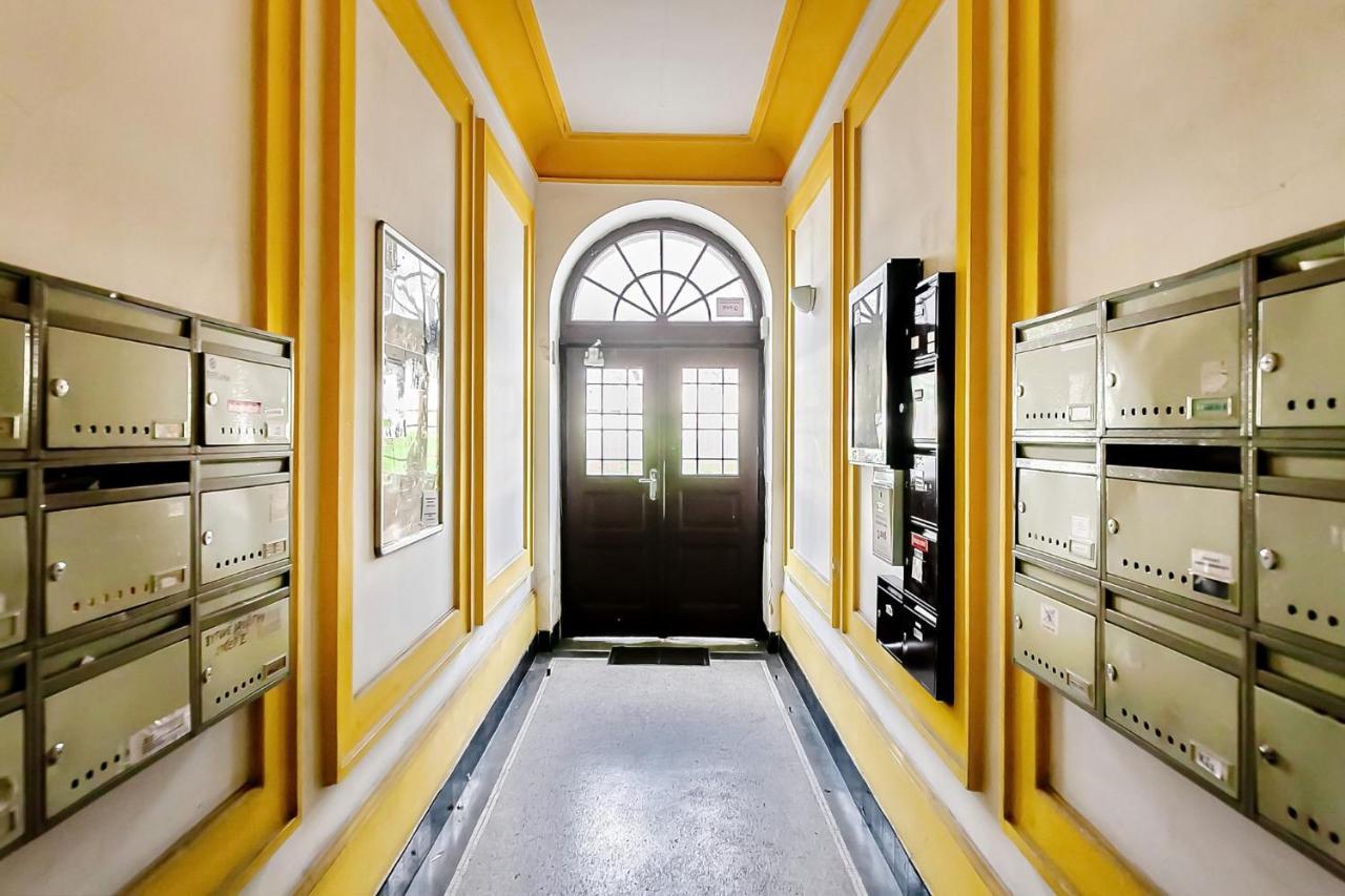 Attic Apartment On Waterfront / View / Netflix Praga Zewnętrze zdjęcie